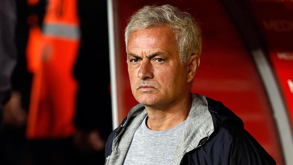 Fenerbahçe’de Jose Mourinho’dan sürpriz kadro!