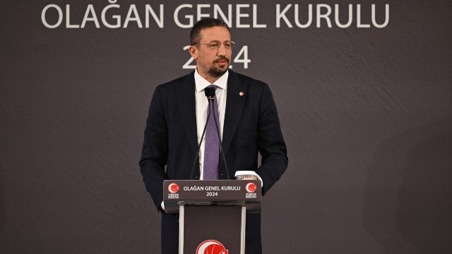 Hidayet Türkoğlu yeniden TBF başkanlığına seçildi