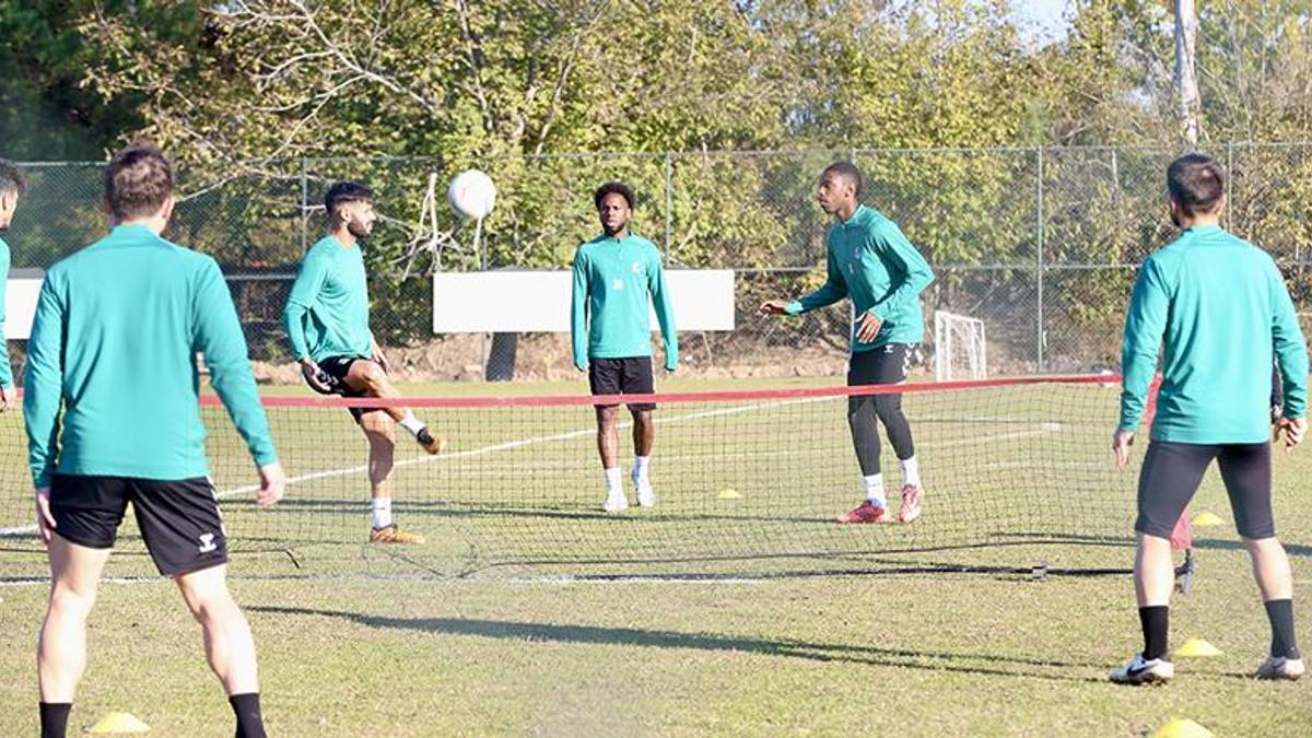 Sakaryaspor, Kocaelispor maçının hazırlıklarını sürdürdü