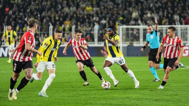 Fenerbahçe evinde Athletic Bilbao’ya mağlup