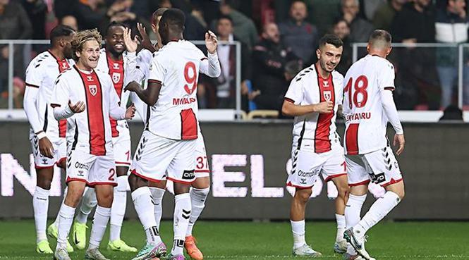 Samsunspor'dan deplasmanda 5'te 5!