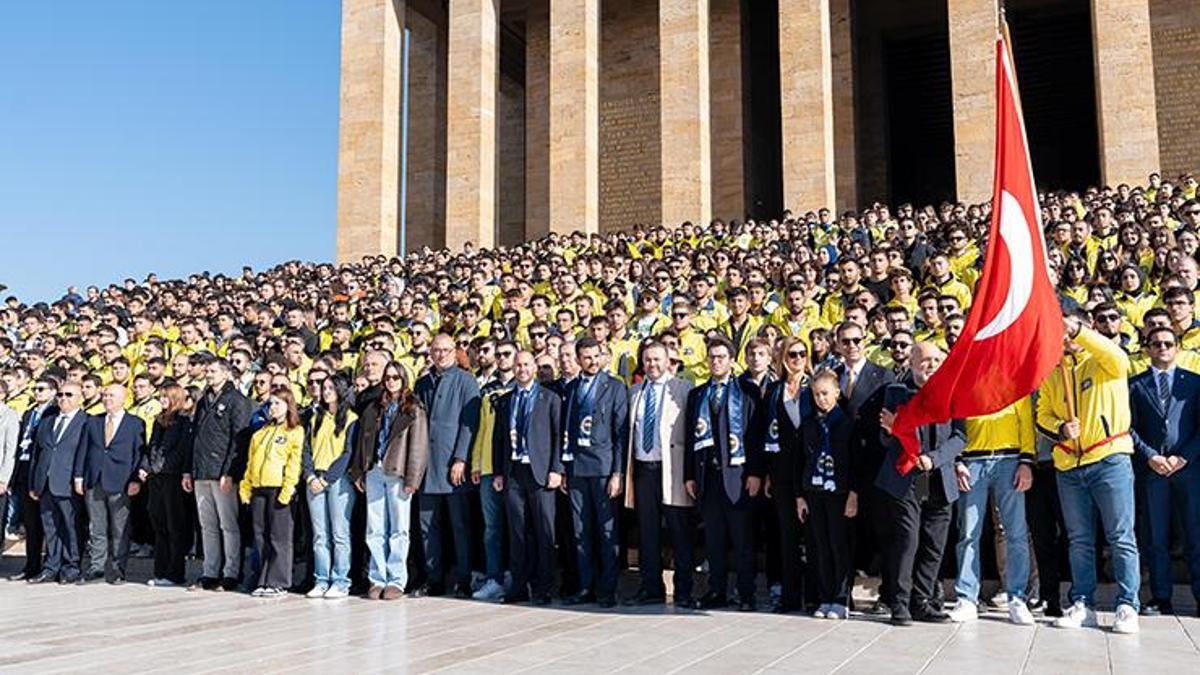 1907 Fenerbahçe Derneği ve 1907 UNİFEB’ten Anıtkabir’e ziyaret