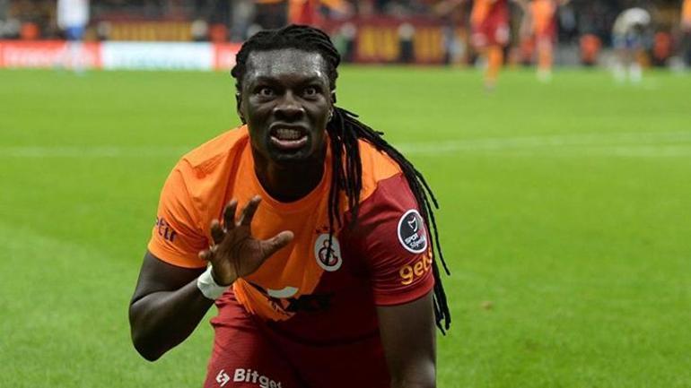 Eski Galatasaraylı Bafetimbi Gomis futbola veda etti