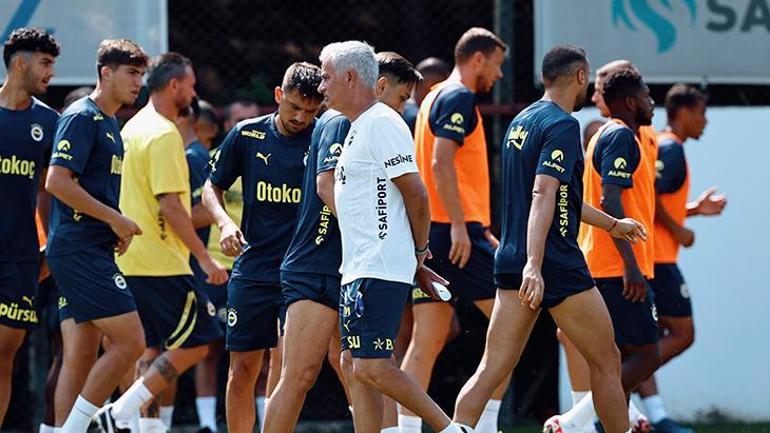 Fenerbahçede Milli mesai başlıyor 11 futbolcuya görev