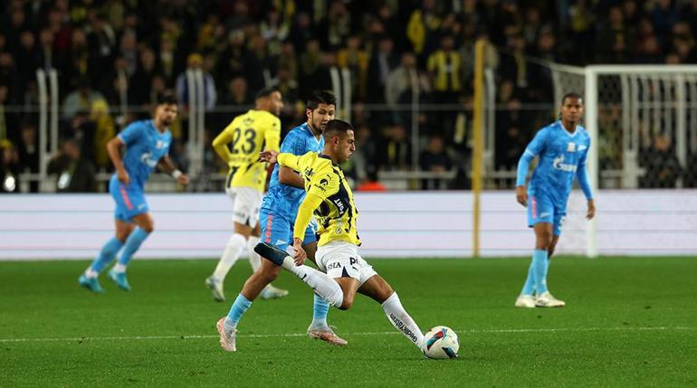 Zenit karşısında perdeyi açtı... Cenk Tosundan Fenerbahçe formasıyla ilk gol