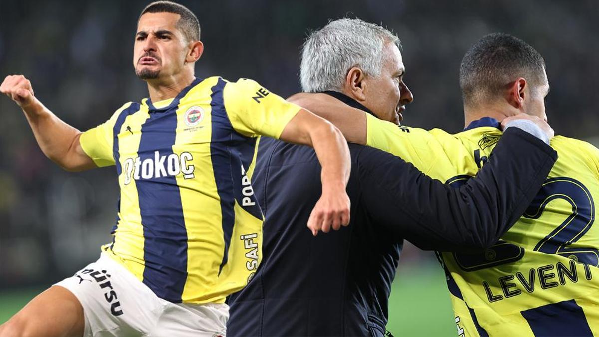 Fenerbahçe’de golünü atan Levent Mercan’a Jose Mourinho’dan özel tebrik!