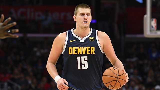 Nikola Jokic, Denver Nuggets’ı sırtladı