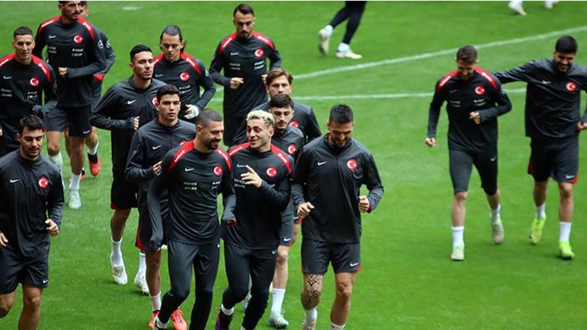 Milli Takım’da Hakan Çalhanoğlu antrenmana çıkmadı