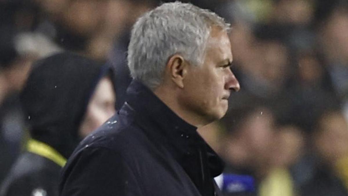 Fenerbahçe’de Jose Mourinho’dan 3’lü savunma kararı! Zenit maçı örnek oldu