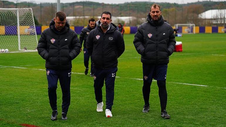 Arda Turandan milli futbolcuya büyük övgü: Türk futbol tarihinin en büyük zirvelerden biri