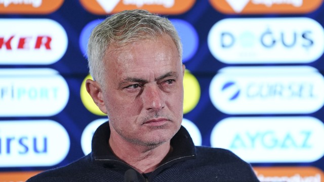 Jose Mourinho: Özel biri olduğumu 25 yılda 26 kupayla gösterdim