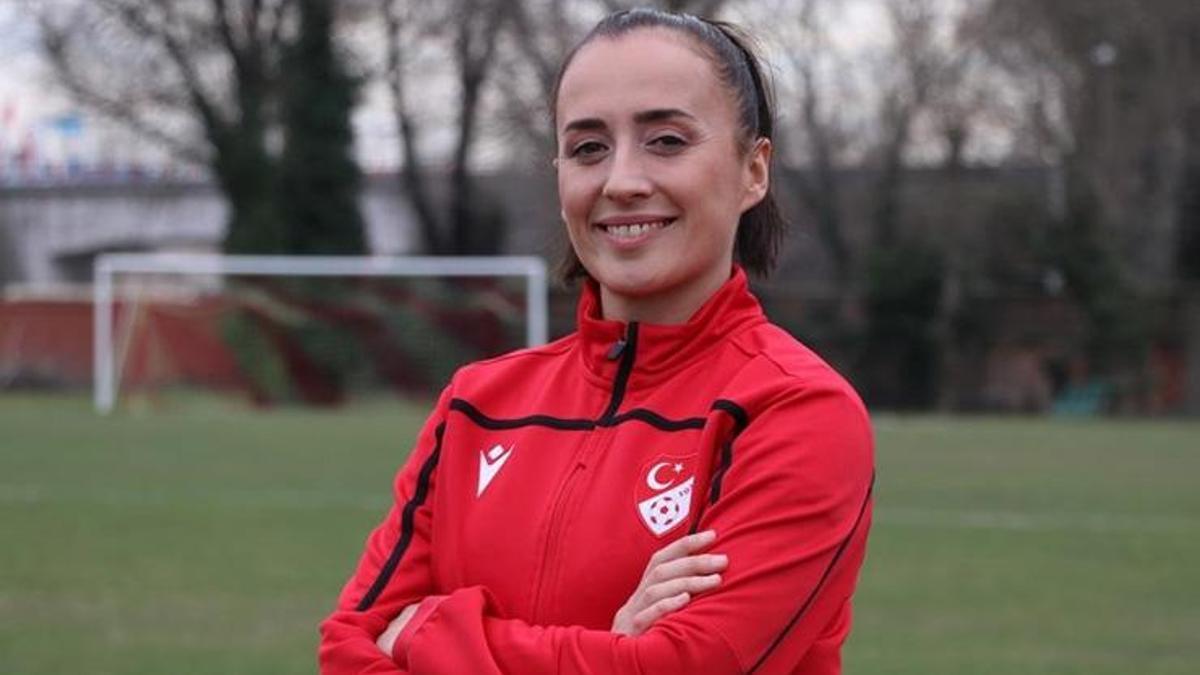 Cansu Tiryaki, UEFA 19 Yaş Altı Kadınlar Futbol Şampiyonası’nda düdük çalacak