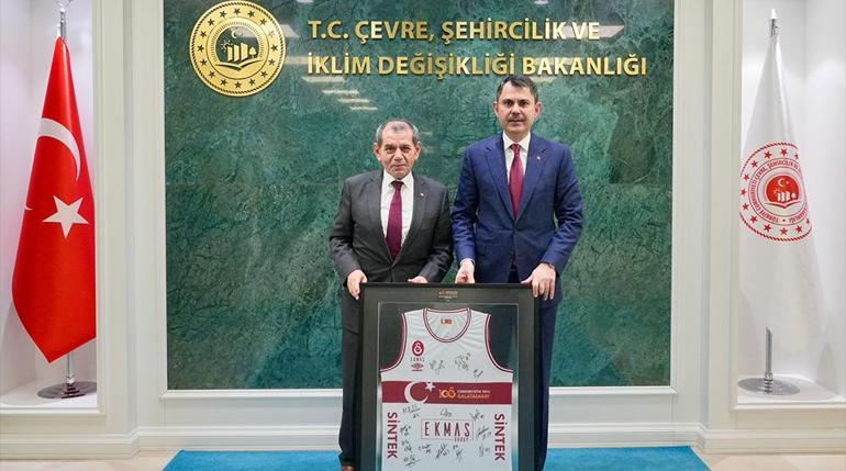 Galatasarayda Dursun Özbek, yıldız transferleri için kolları sıvadı Tarihi anlaşma...