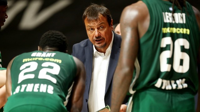 Panathinaikos derbide Olympiakos’a kaybetti