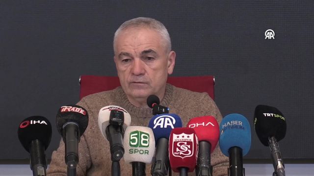 Rıza Çalımbay: Amacımız takımımızı ligde tutmak